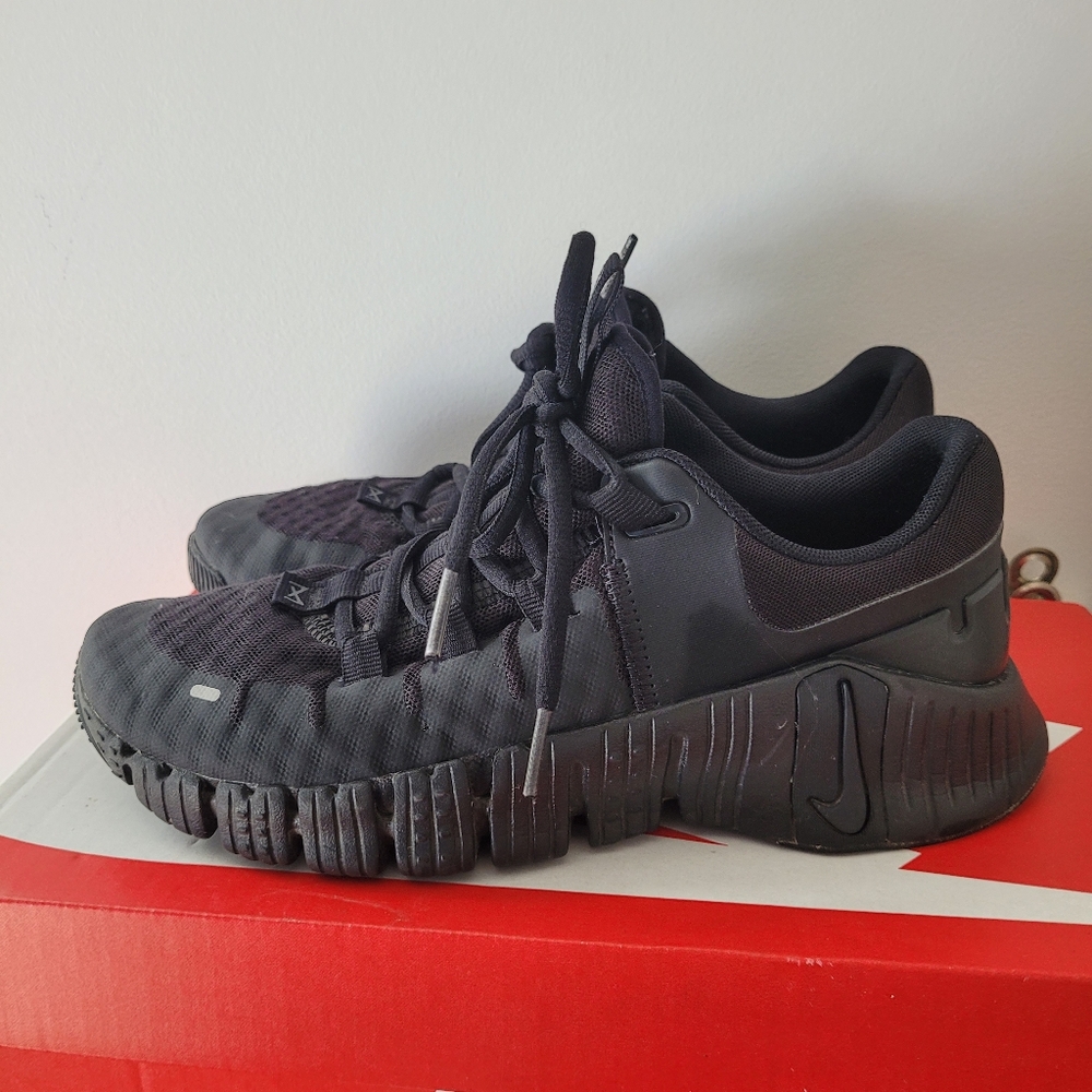 Nike Women's Free Metcon 5
